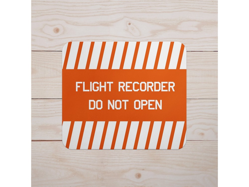Mouse pad Flight Recorder