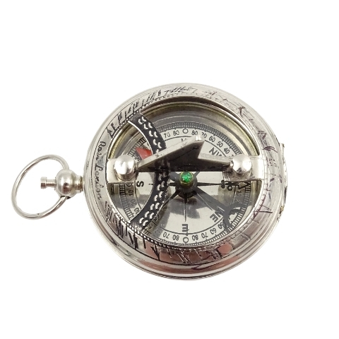 Srebrzysty zegar słoneczy z kompasem NC1028