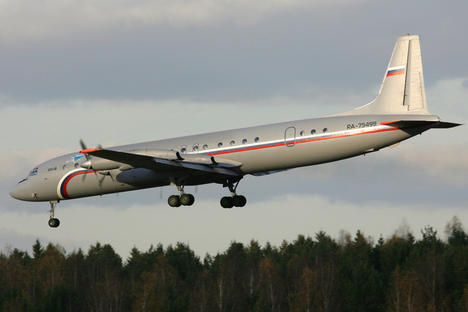 ILYUSHIN IL-18