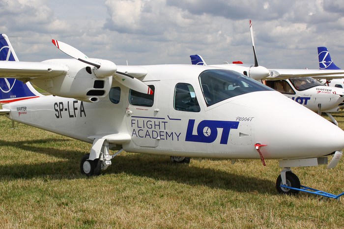 TECNAM P2006T