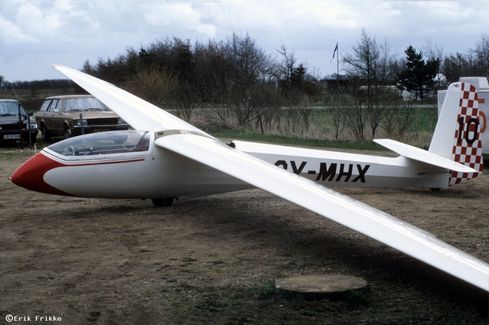 SCHEIBE SF-27 ZUGVOGEL