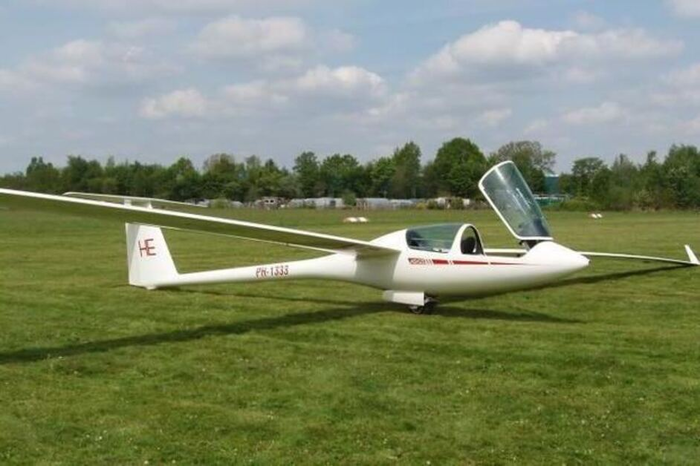 SCHLEICHER ASH 25