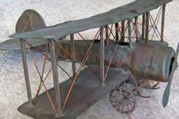 KALGOORLIE BIPLANE