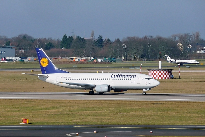 BOEING 737-300