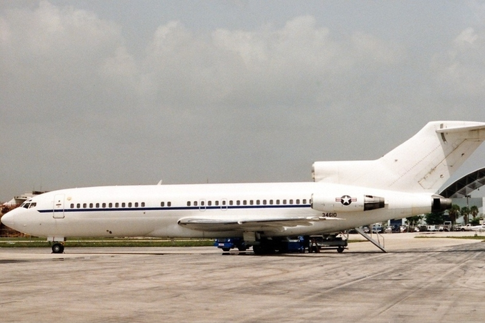 BOEING 727-100