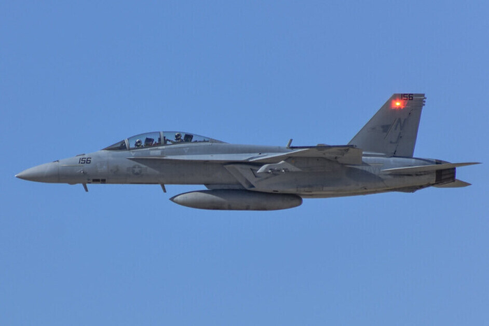 BOEING FA-18F SUPER HORNET