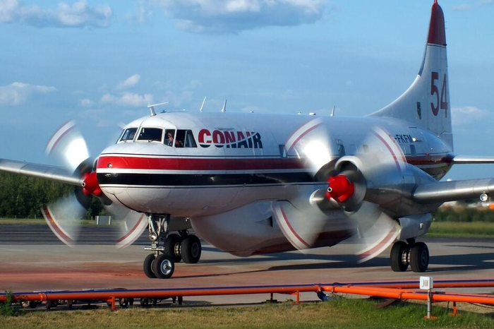 CONVAIR CV-580 And 5800