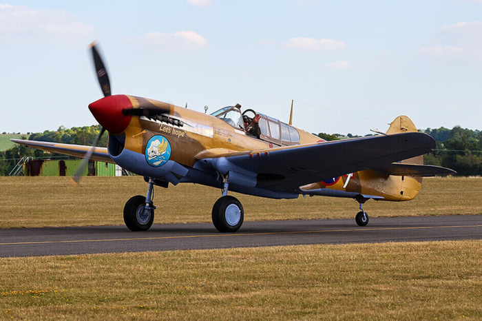 CURTISS P-40F WARHAWK