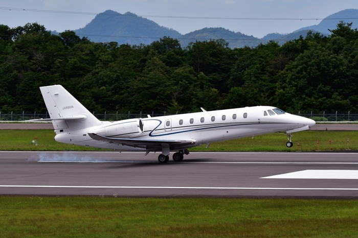 CESSNA 680 SOVEREIGN