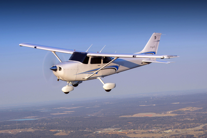 CESSNA 172 SKYHAWK