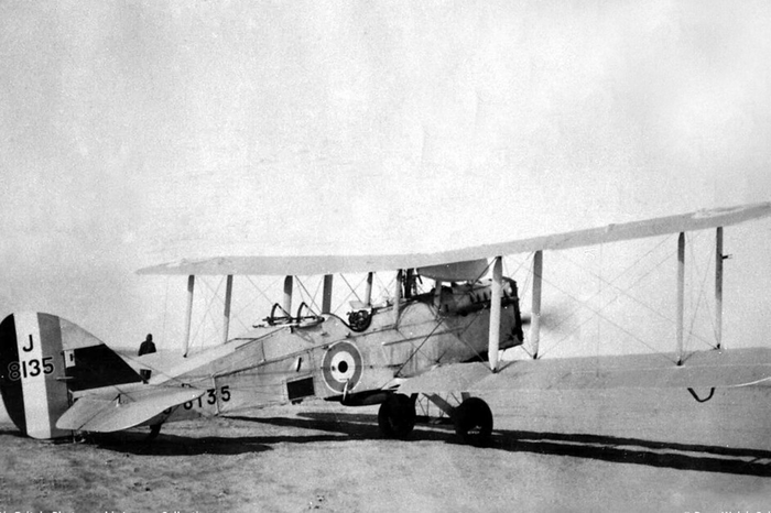 DE HAVILLAND DH.9A