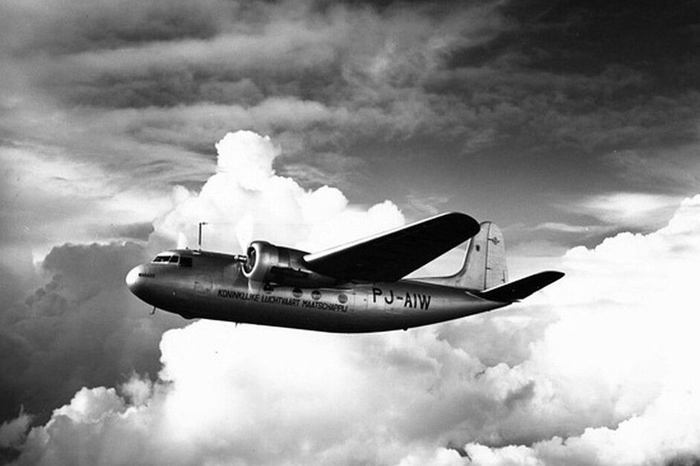 DOUGLAS DC-5