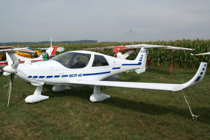 DYN AERO MCR-4