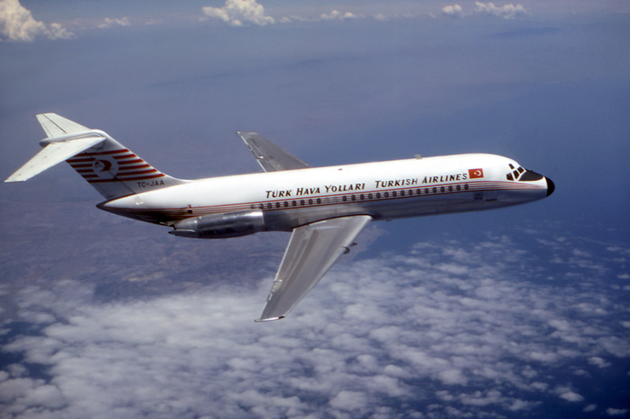 DOUGLAS DC-9