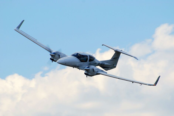 DIAMOND DA-42 TWIN STAR