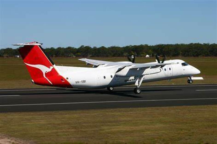 DE HAVILLAND CANADA DHC-8-100 And 200