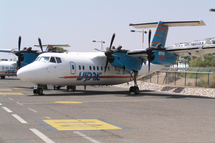 DE HAVILLAND CANADA DHC-7 DASH-7