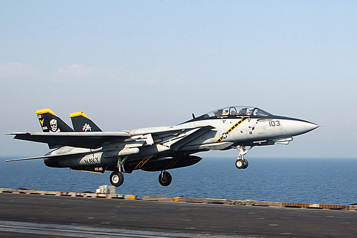 GRUMMAN F-14 TOMCAT