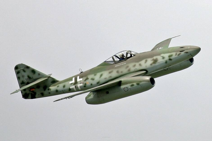 MESSERSCHMITT Me 262