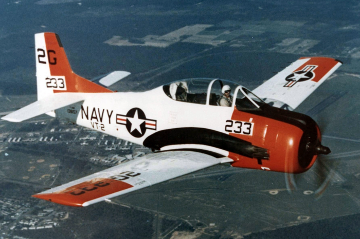 NORTH AMERICAN T-28 TROJAN