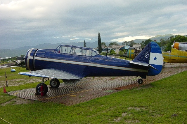 NORTH AMERICAN NA-16 HARVARD